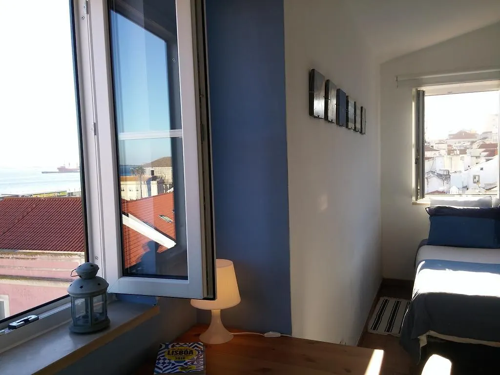 Апартаменты Alfama Tejo Penthouse Studio Лиссабон 0*,