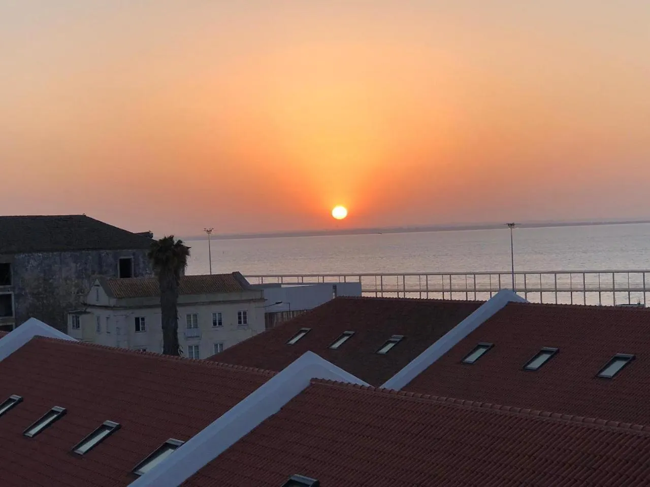 Апартаменты Alfama Tejo Penthouse Studio Лиссабон